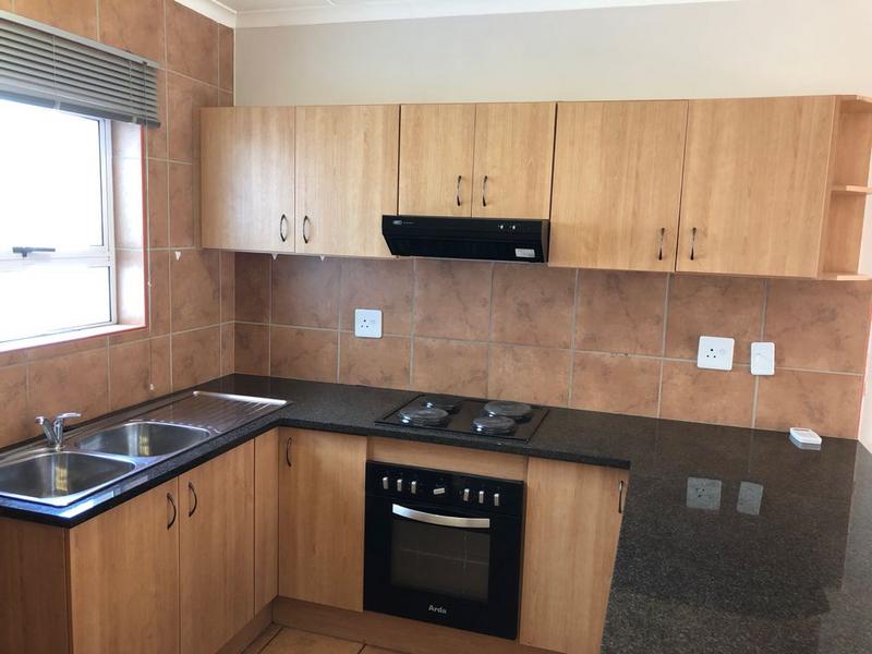 To Let 2 Bedroom Property for Rent in Vredekloof East Western Cape
